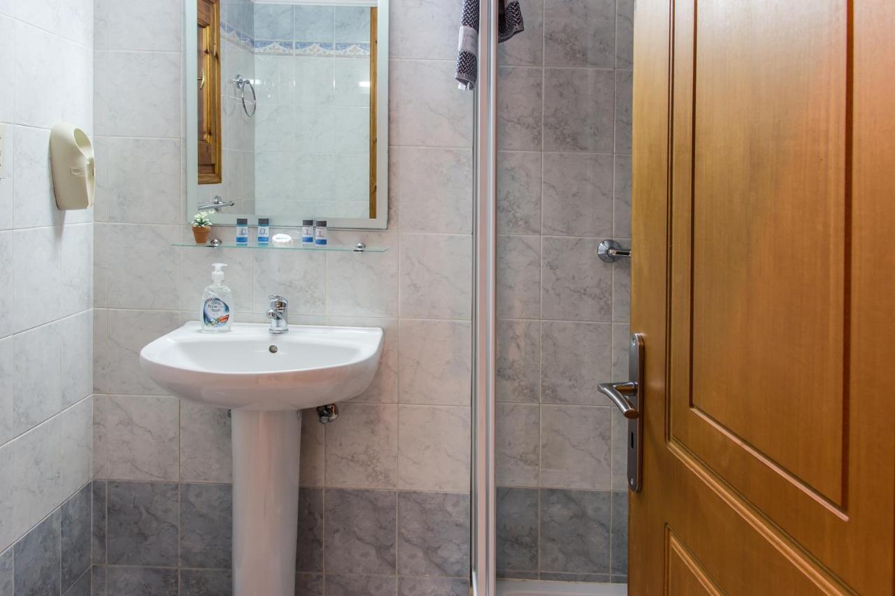 Apartament Captain George Simi Zewnętrze zdjęcie